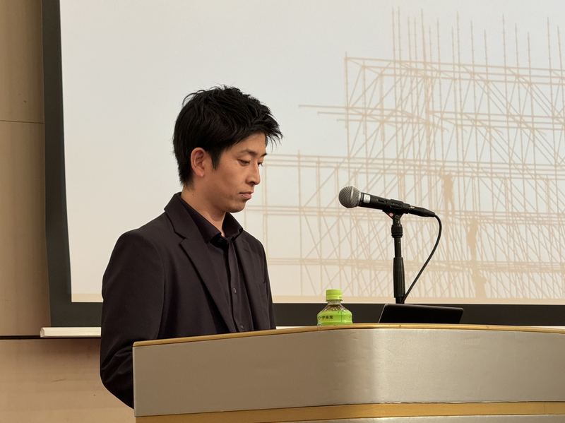 演台からの講演